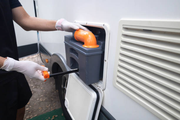 Best Portable bathroom rental  in Crothersville, IN